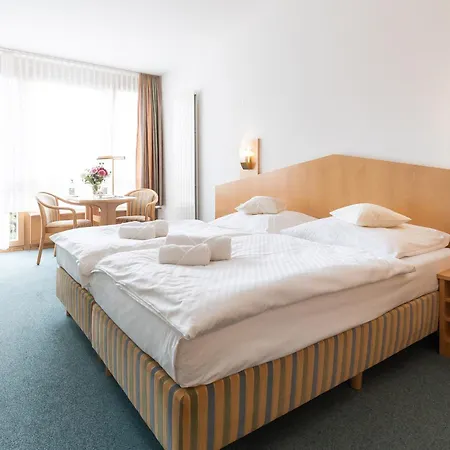 Evangelische Diakonissenanstalt Gaestehaus Am Diakonissenplatz 3* 슈투트가르트