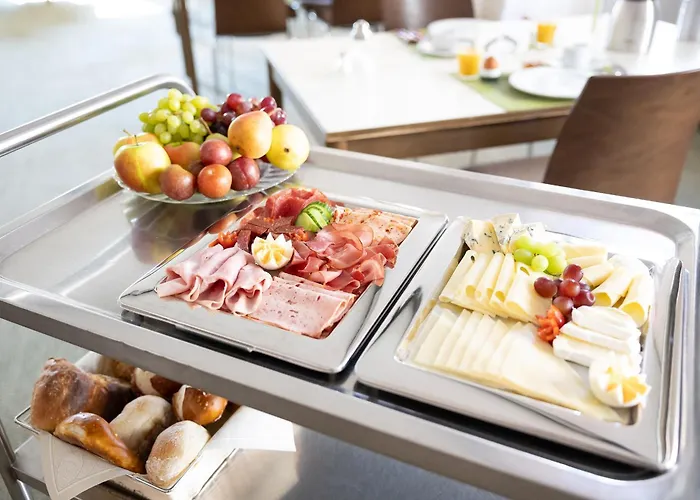 Evangelische Diakonissenanstalt Gaestehaus Am Diakonissenplatz Отель типа 