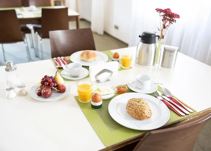 Evangelische Diakonissenanstalt Gaestehaus Am Diakonissenplatz Отель типа 