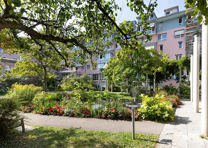 Evangelische Diakonissenanstalt Gaestehaus Am Diakonissenplatz 3* Штутгарт