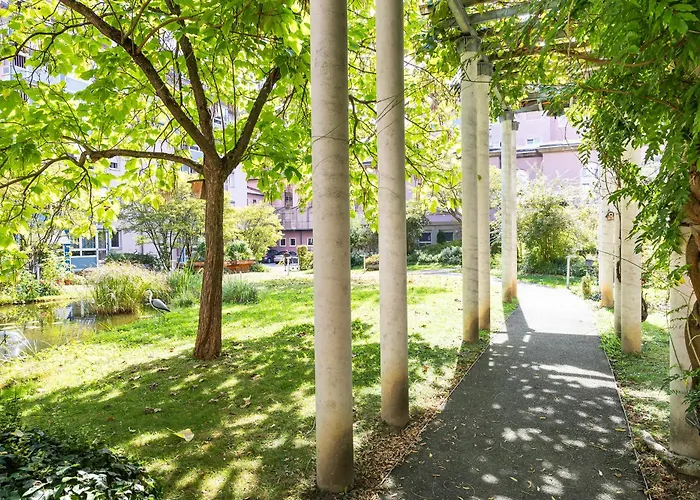 Evangelische Diakonissenanstalt Gaestehaus Am Diakonissenplatz Отель типа 