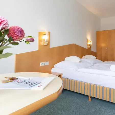 Bed & Breakfast Evangelische Diakonissenanstalt Gaestehaus Am Diakonissenplatz